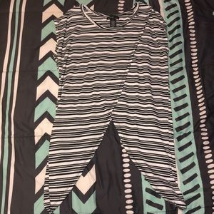 Women’s- Center Split Blouse